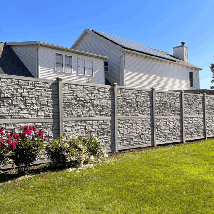 vinyl-craft_privacy-fencing_simtek-ecostone