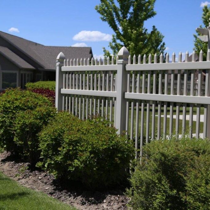 vinyl-craft_ventura-county-santa-barbara-los-angeles-fence-fencing-contractors-gates-gate-residential-commercial-fabricators_company_93036 (273)